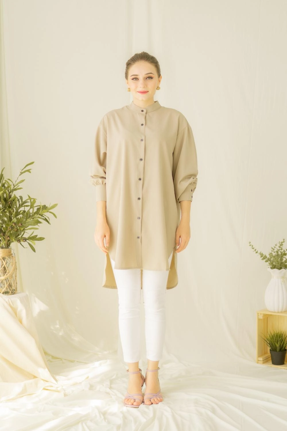 CLAIRE BLOUSE – TAUPE (DEFECT)