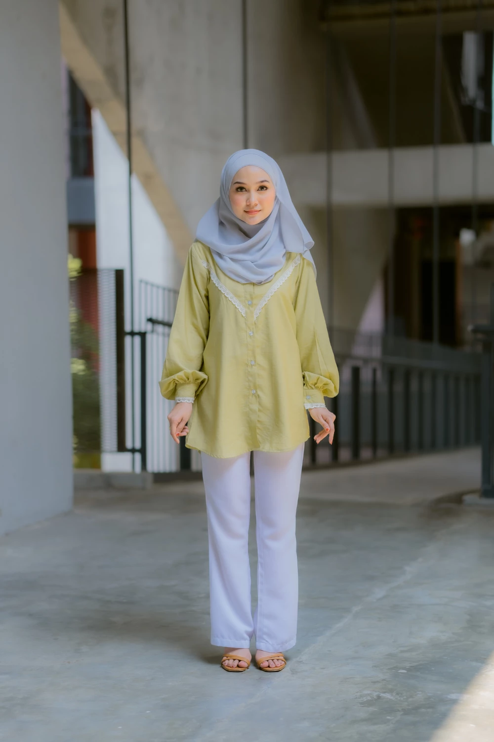 LACEY BLOUSE – SAGE GREEN (DEFECT)