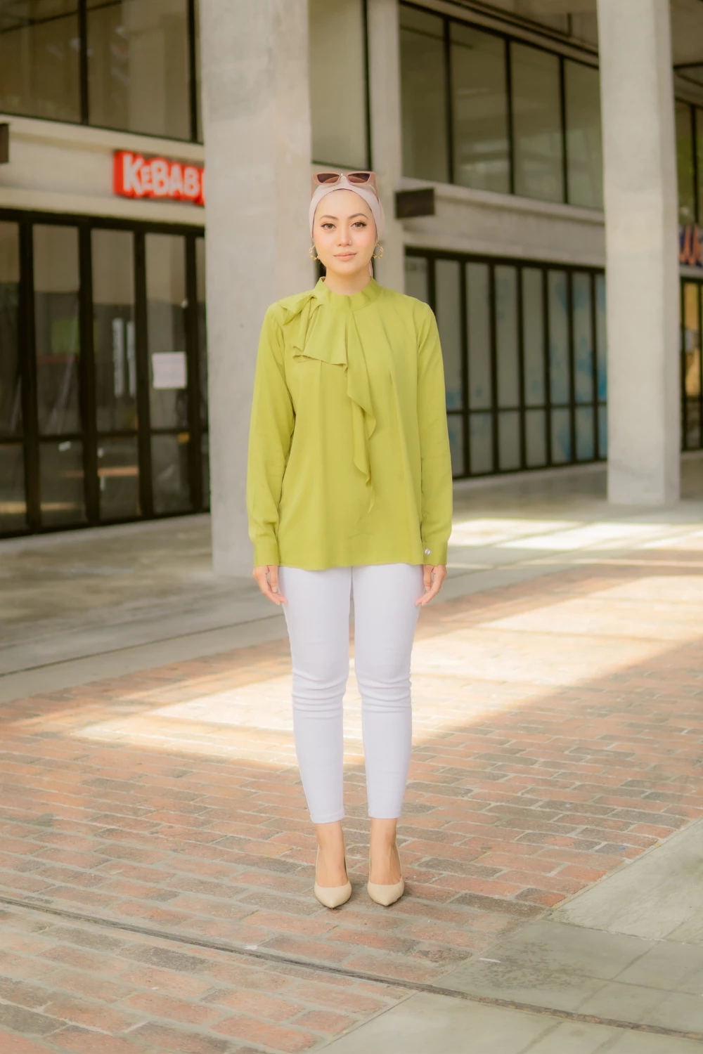 FIONA BLOUSE – LIME